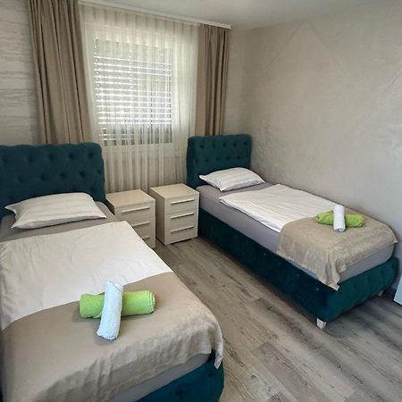 Villa Moste With Pool & Ev Station Ljubljana Eksteriør billede